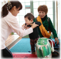 ご両親とこころを通わせ子どもへの理解を深めます。